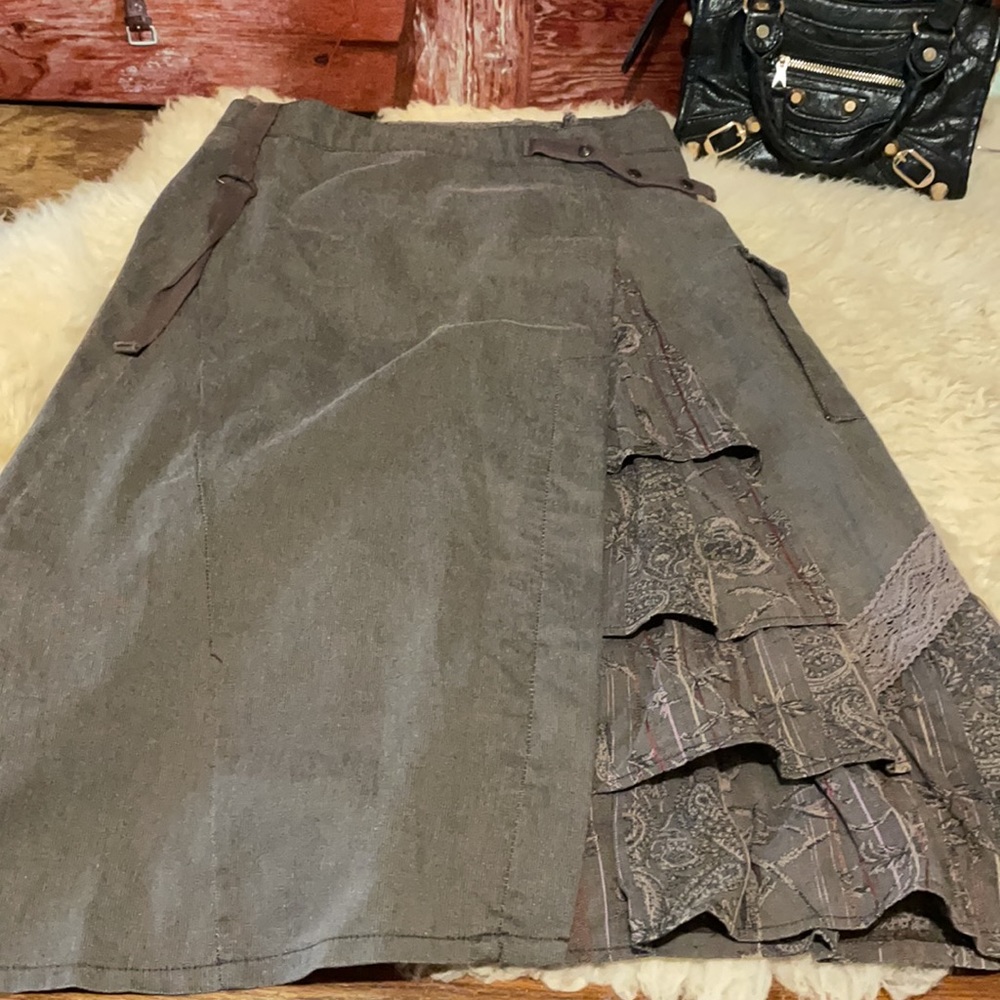 Xanaka Moroccan skirting